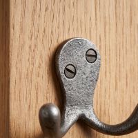 The Cotswold Double Ball-Tip Cast Iron Hook Showing a Close up of the Rounded Backplate - Digital Illustration