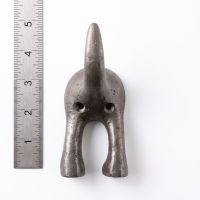 The Dog Tail Coat Hook in Cast Antique Iron - 115mm