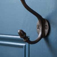 The Ironmonger Acorn Yellow Ceramic Coat Hook - 125mm Showing a Close up of the Lower Hook