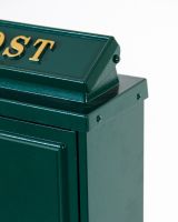 The Forest Green "Oxford" Wall Mounted Post Box with Gold Detail Looking Close up at the Hinged Corner