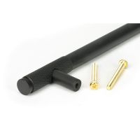 The Medium Half Knurled Cabinet Pull Handle in Matt Black Showing a Close up Image of the Supplied Fittings