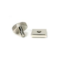 The Polished Nickel Knurled Centre Door Knob on Square Rose Displayed in Separate Sections The Polished Nickel Knurled Centre Door Knob on Square Rose Displayed in Separate Sections