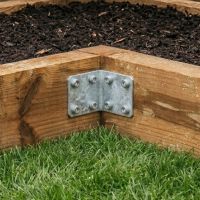 The Pre-Galvanised Railway Sleeper Internal Corner Support Bracket on a Raised Sleeper Bed - Digital Illustration The Pre-Galvanised Railway Sleeper Internal Corner Support Bracket on a Raised Sleeper Bed - Digital Illustration