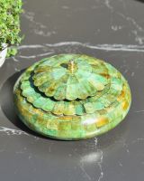 Top view of intricate scalloped edge detailing on trinket bowl