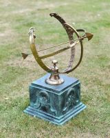 Angled view of garden sundial column