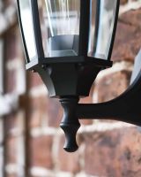 Close-Up of Bottom Fix Design