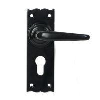 Right Hand Traditional Black Lever Euro Lock Door Handle