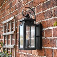 Side View of the Traditional Flush Coastal Wall Lantern