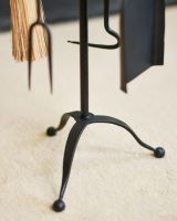 Close-Up of Freestanding Base Close-Up of Freestanding Base