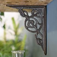 Side View of the Trellis Natural Iron Shelf Bracket