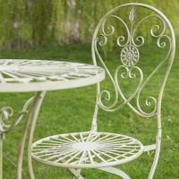 Close up of Antique Cream Dorneywood Seat & Chair