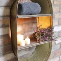 Close-Up of and Example of Storage Close-Up of and Example of Storage