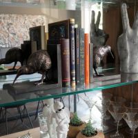 Reverse View of Metal Bird Book Ends in Situ