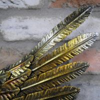 Close up of feathering detailing 