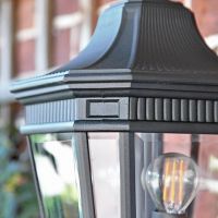 Traditional Wall Lantern Details