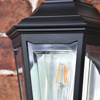 Traditional Flush-Fix Wall Lantern Glass Panes