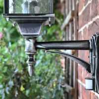 Close up of supporting arm bracket 