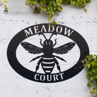 Bumblebee Design with Oval House Name Sign  Bumblebee Design with Oval House Name Sign