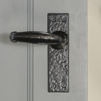 "Acerno" Traditional Iron Lever Handle