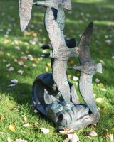 Close up of lower seagulls and base