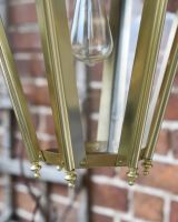 Close up of the diffuser and the frame of the lantern