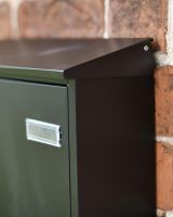 Close-Up of Sleek Midnight Black Finish