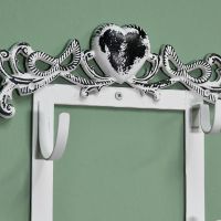 Wall Mounted Heart Wine Rack Close-Up Wall Mounted Heart Wine Rack Close-Up