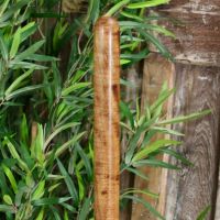 Detailed image of wooden handle on spade design garden boot brush Detailed image of wooden handle on spade design garden boot brush