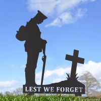 WW2 Soldier Lest We Forget Memorial Ground Spike in Black Finish WW2 Soldier Lest We Forget Memorial Ground Spike in Black Finish