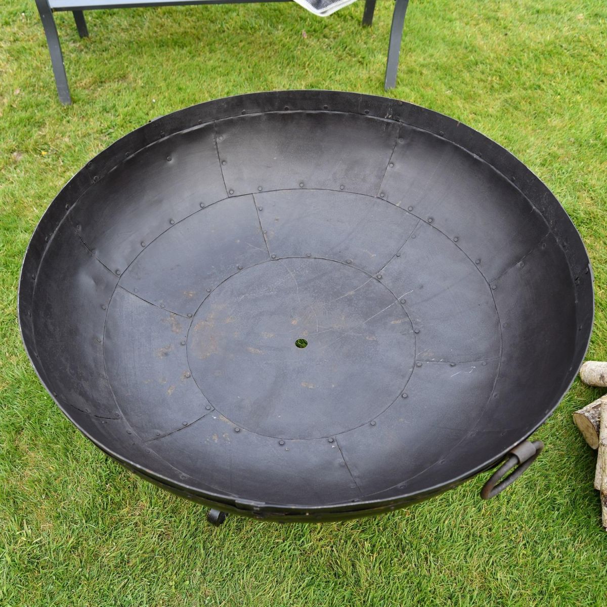 View inside 100cm Kadai Bowl 