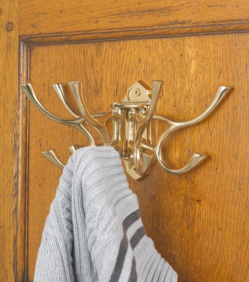 "Kynaston Avenue" Swivel Hook in Polished Brass