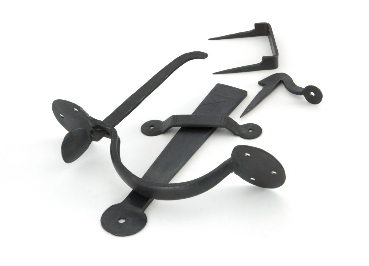 "Arran" Medium Bean Thumblatch - XL