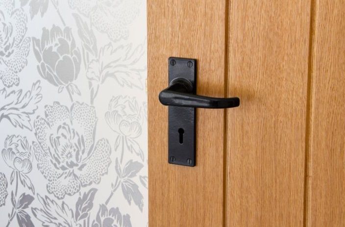 Deluxe Lever Lock Set Fitted to Wooden Door