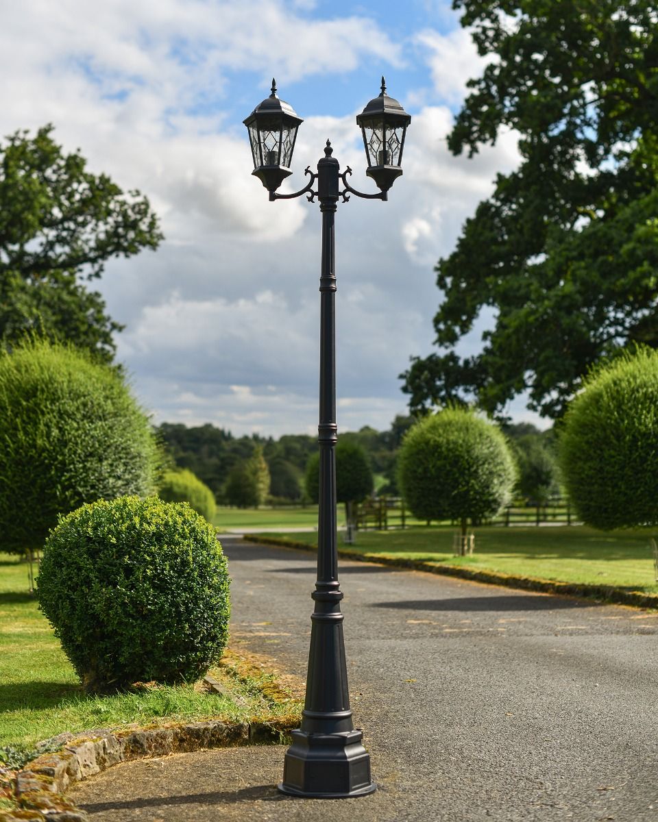 "Lord Dartmoor" Double-Headed Victorian Lamp Post