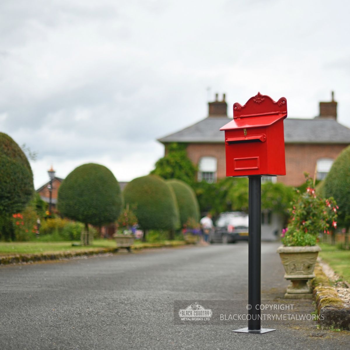 “Blushed Peony” Red Goldhay Post Box On Garden Driveway