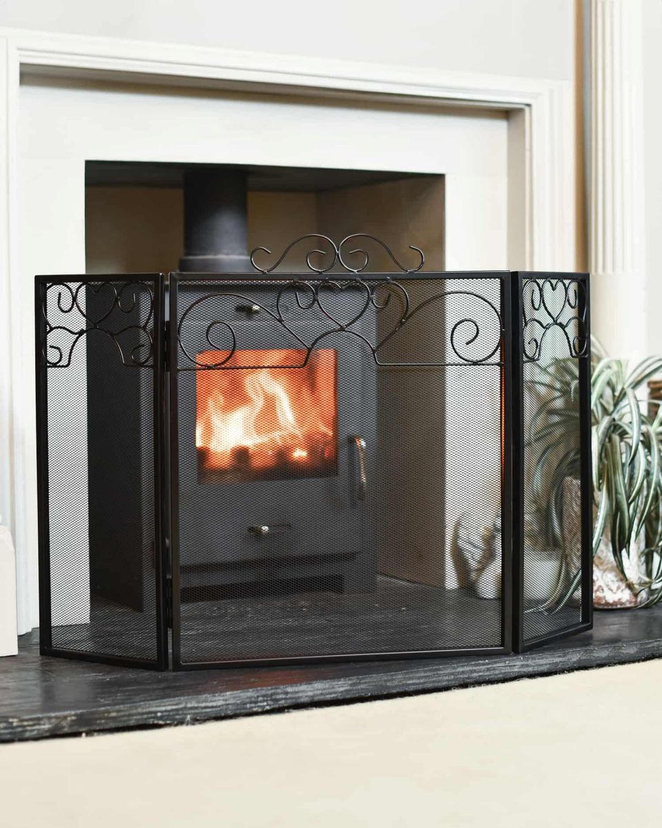 “Holmwood Manor” Three Panel Fire Guard in Situ