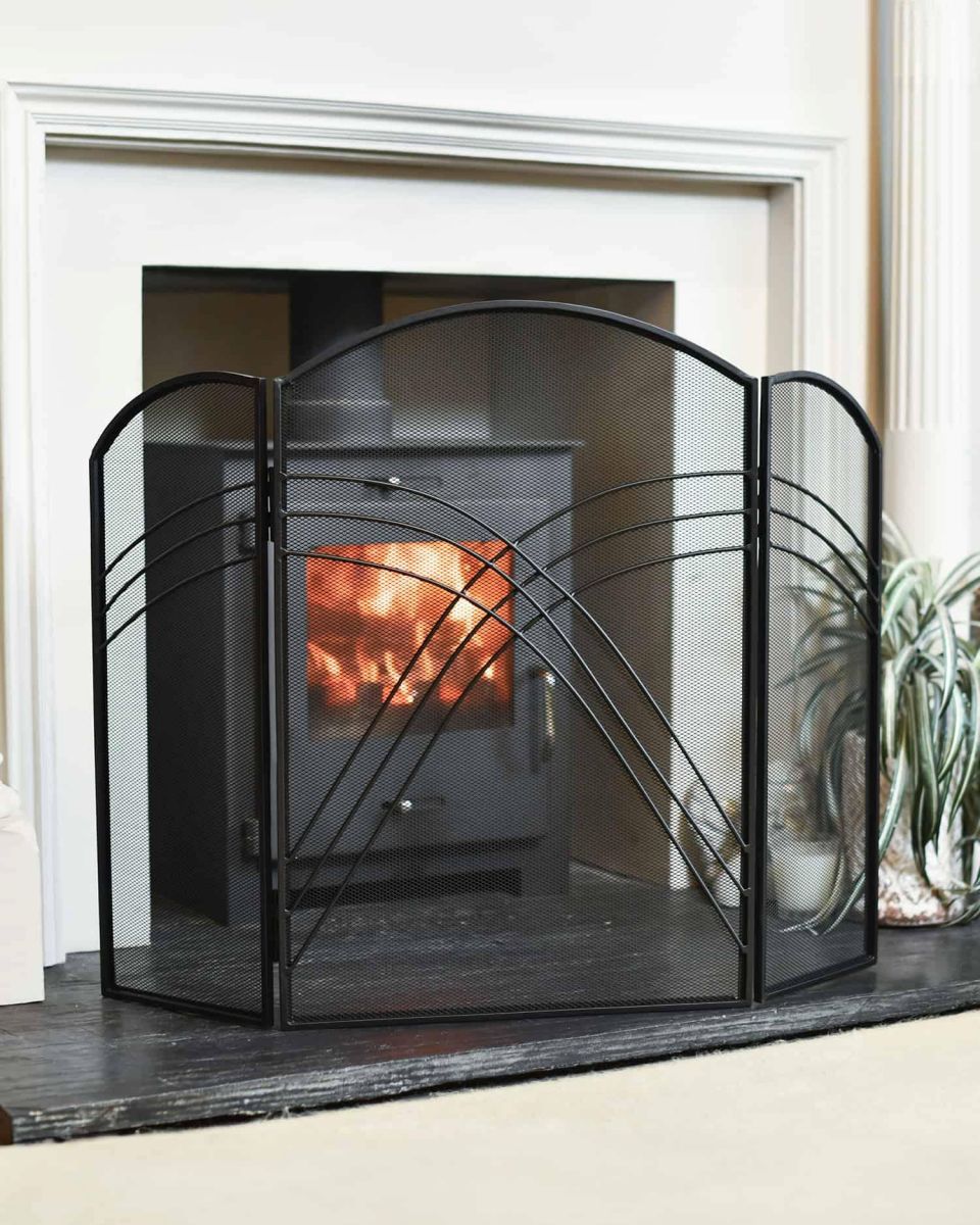 “Maynall Manor” Three Fold Arched Fire Guard in Situ