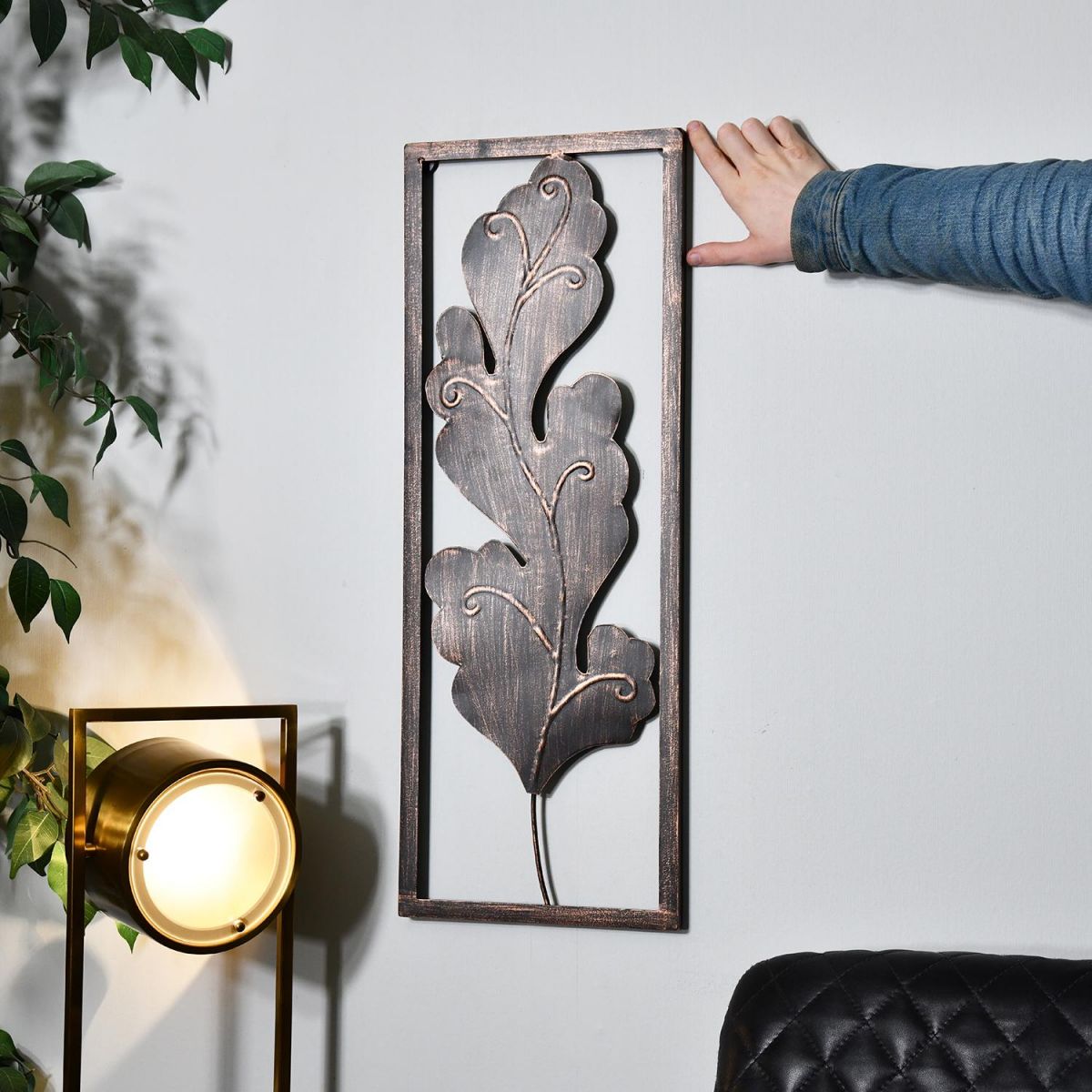 Antique Bronze "Oak Tree Leaf" Wall Art to Scale