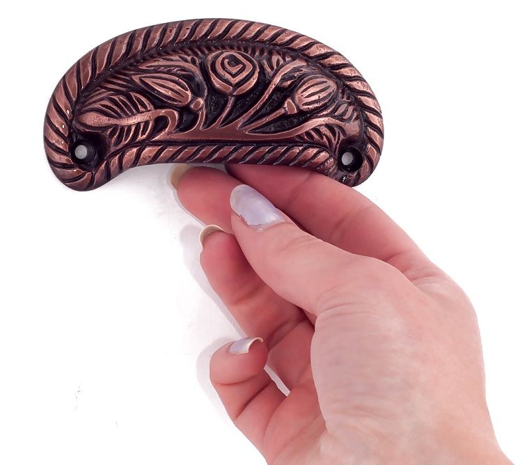 “Antique Roses” Hooded Cabinet Pull Handle