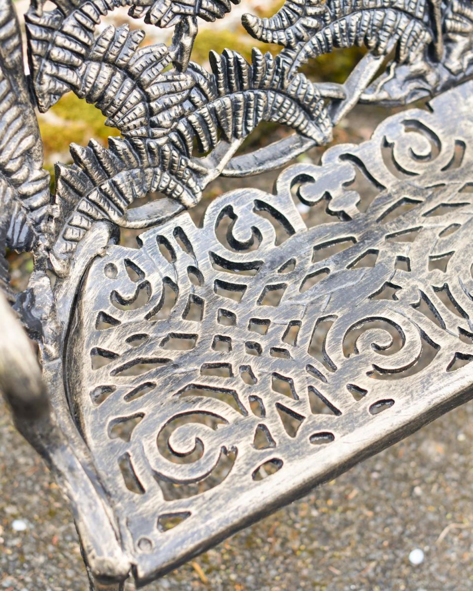 Close-Up of Antique Gold Finish