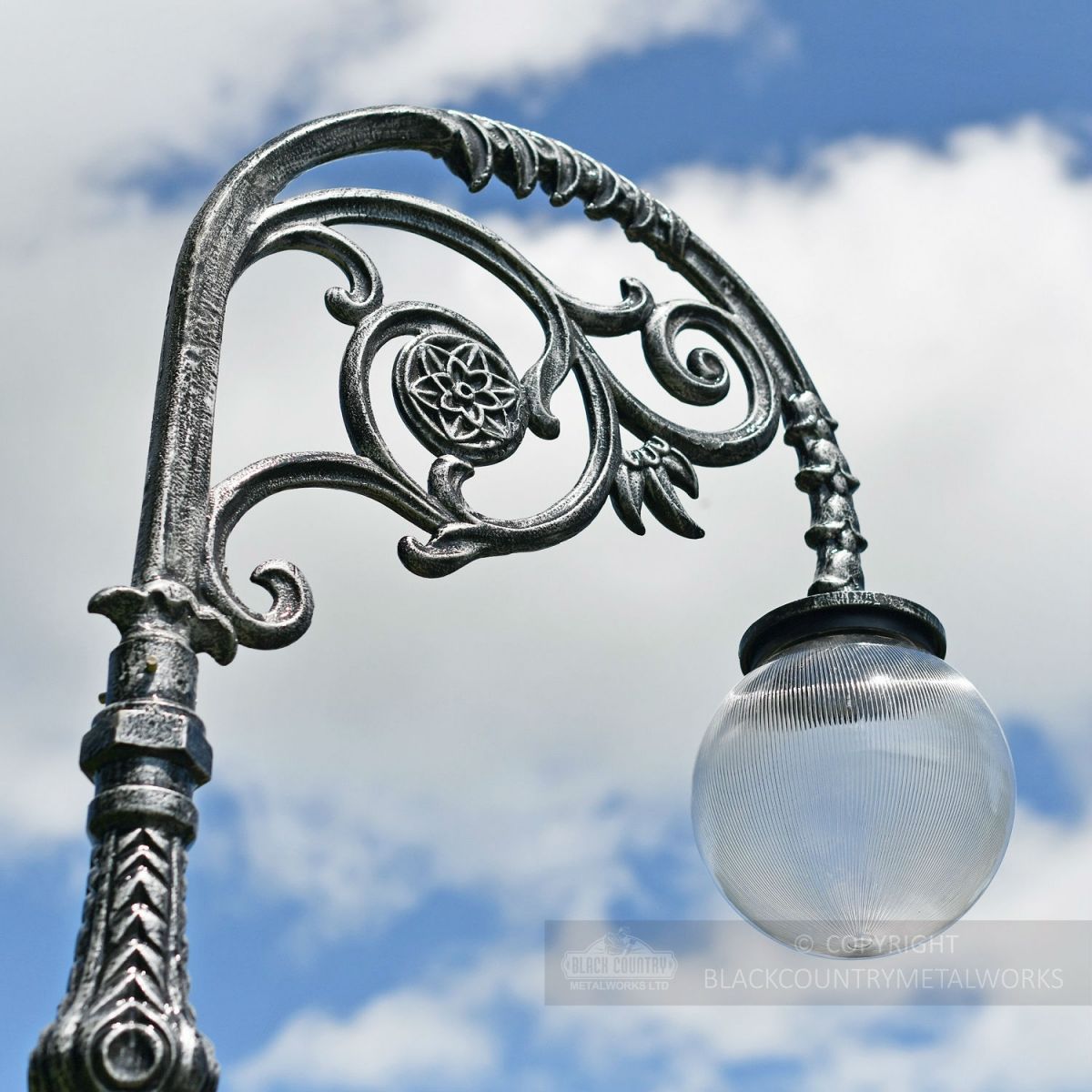 Antique Silver Ornate Lamp Post Bracket With Globe Luminaire