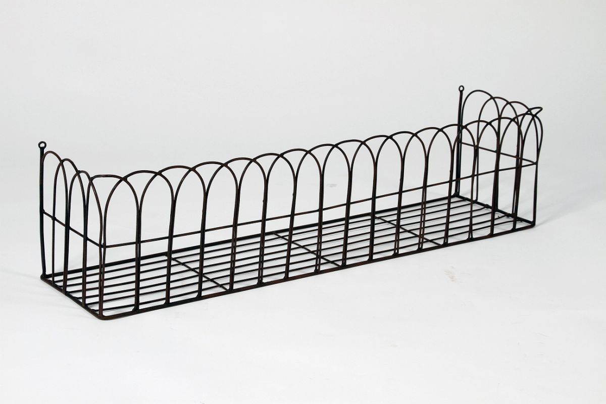 Pansy Potter, Arch effect, Wrought iron Wall mounted Planter