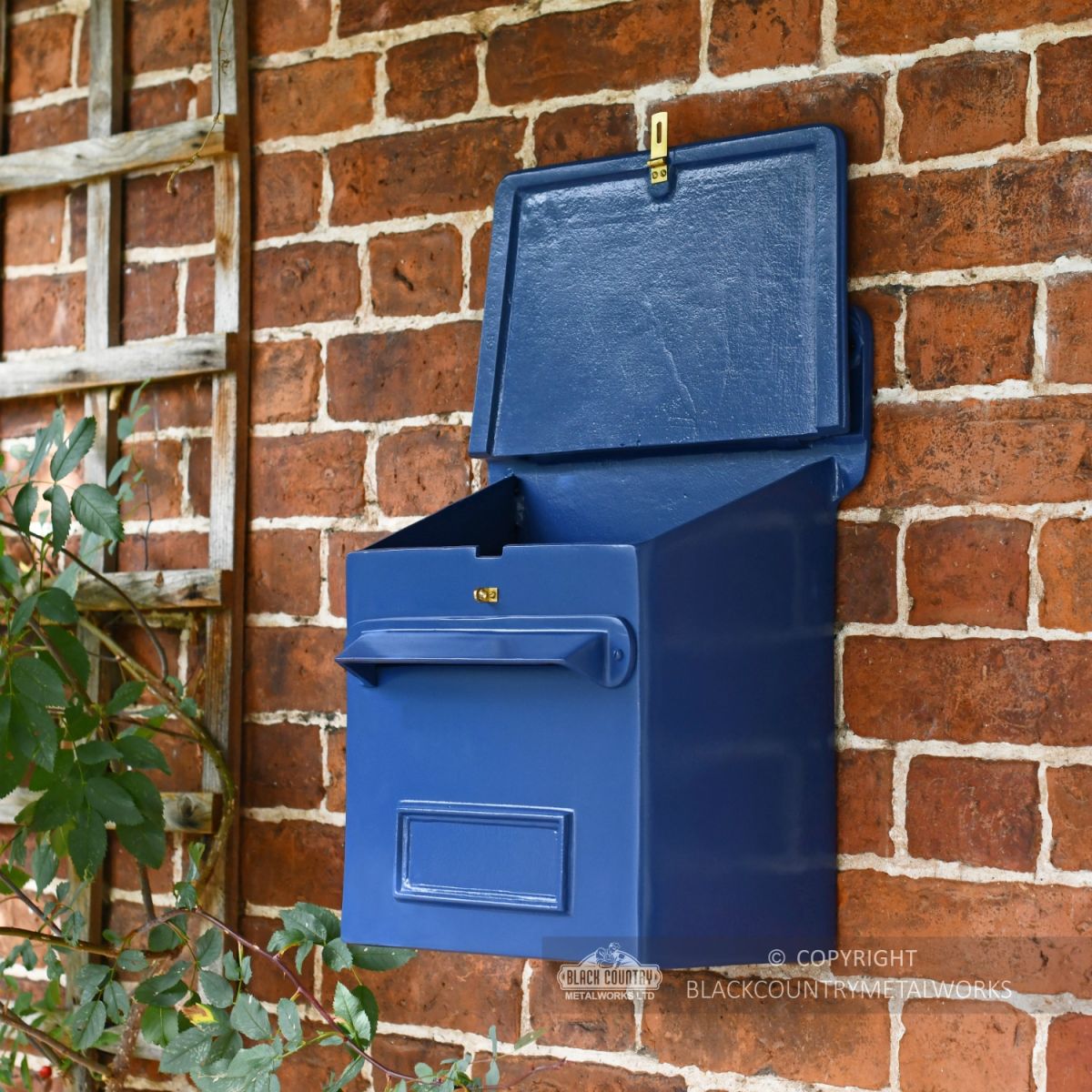 Azure Sky Goldhay Secure Post and Parcel Box With Opening Lid
