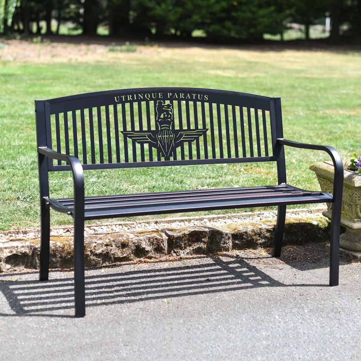 Iron & Steel Park Bench in Black with Bespoke "Utrinque Paratus" British Parachute Regiment Design
