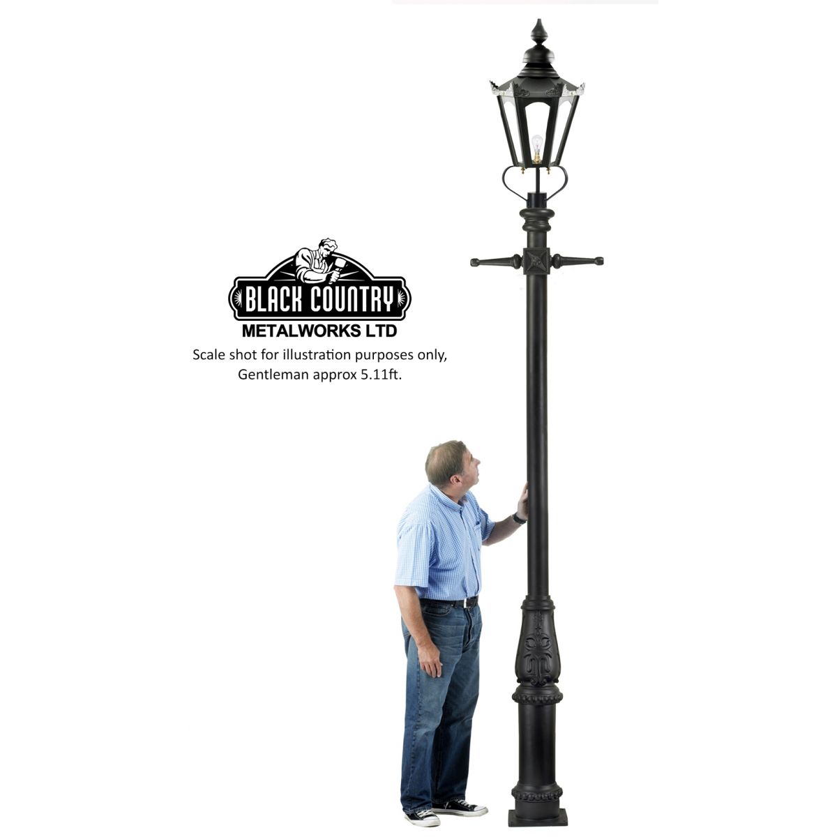  Black "Concordia" Lamp Post & Hexagonal Lantern to Scale