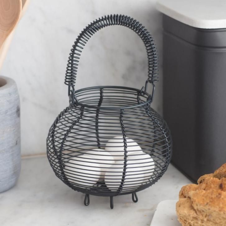 Black Wire Egg Basket with Handle