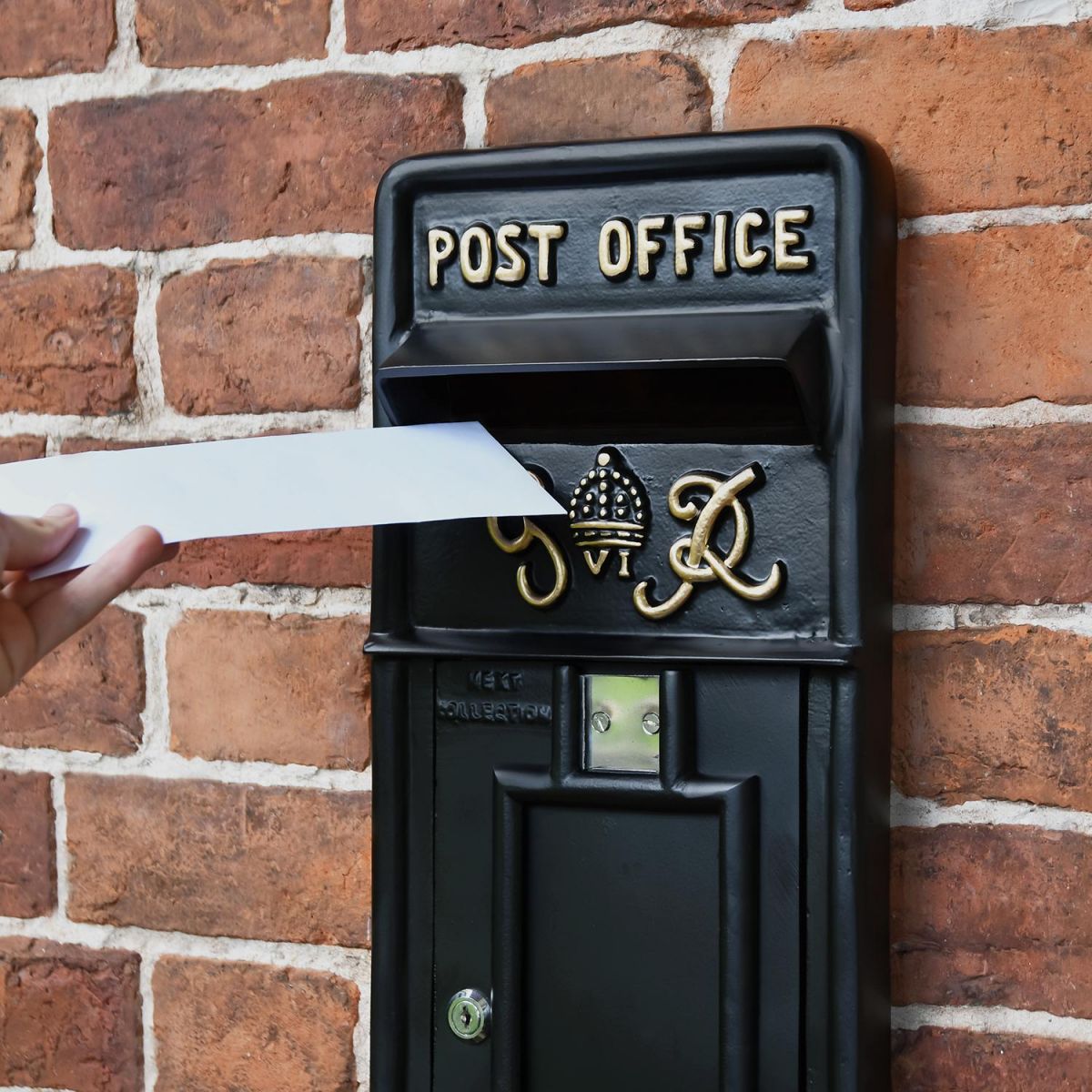 Black "King George" Rex Post Box Front to Scale