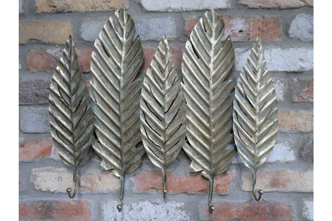 Brushed Gold Leaf-Shaped Hook Rack