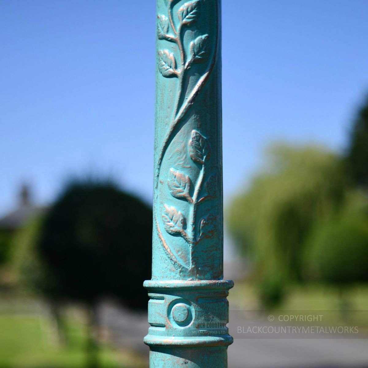 Cast Iron Lamp Post Column With Cast Pattering In Pale Blue Finish