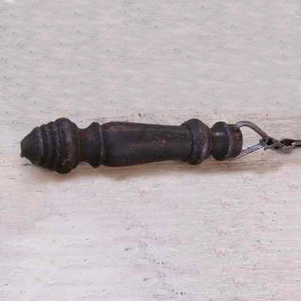 Cast Iron Pull with 1m Chain